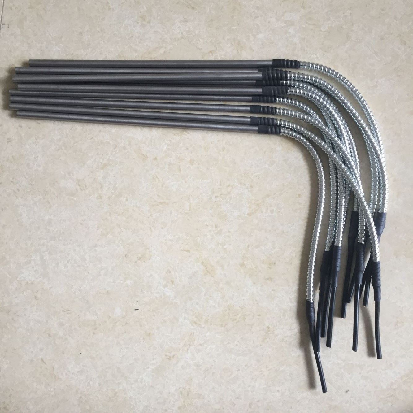 100 pcs Cartouche chauffante avec fil métallique de plomb pour la Dominique a...